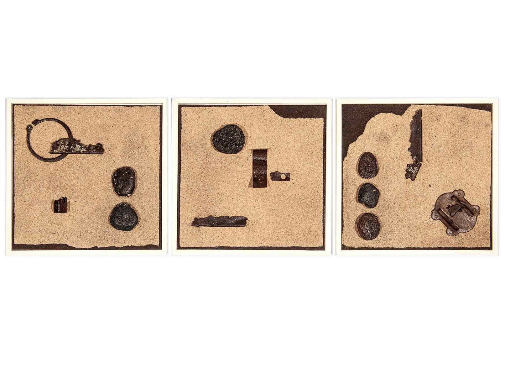 160-161-162 Trilogie Dachpappe, Steine, Feiner Sand, Metall 25x25cm